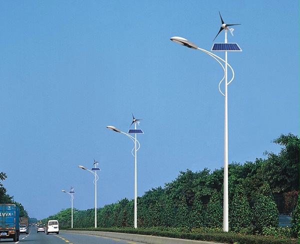 太阳能路灯 太阳能风光互补路灯 乐竞·体育官方网站太阳能路灯厂家