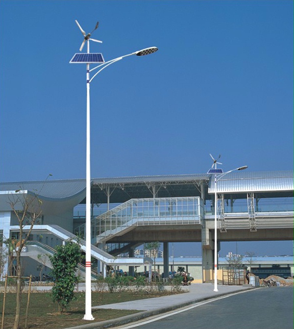 太阳能风光互补路灯 LED太阳能路灯 乐竞·体育官方网站太阳能路灯厂家