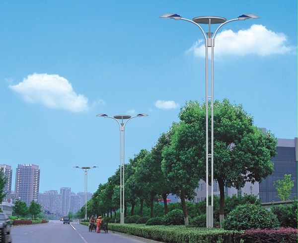 市政太阳能路灯 双头太阳能路灯 乐竞·体育官方网站太阳能路灯厂家