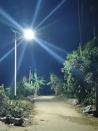 发家致富道上不抹黑   ，雁江这一村装上太阳能路灯
