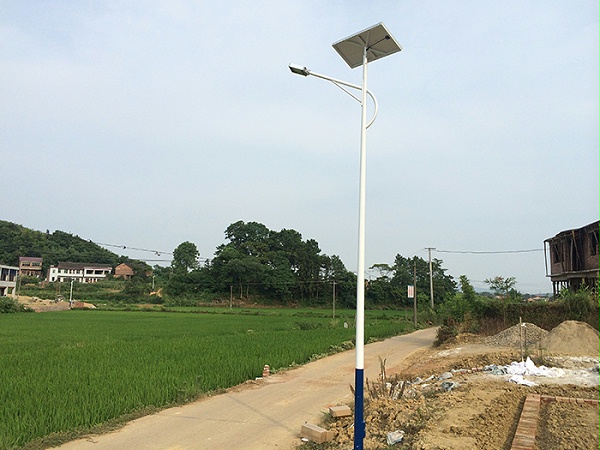 太阳能路灯 太阳能灯具价格 乐竞·体育官方网站太阳能