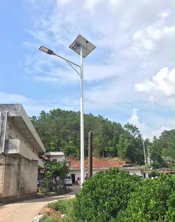 新农村太阳能路灯_LED太阳能路灯_乐竞·体育官方网站太阳能路灯