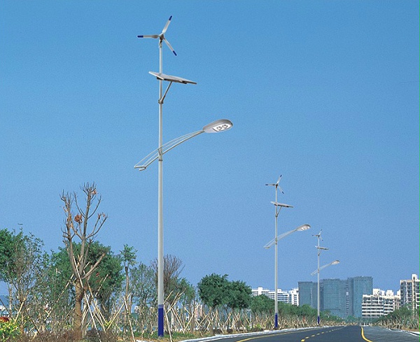 风光互补路灯 太阳能路灯价钱 乐竞·体育官方网站太阳能路灯厂家