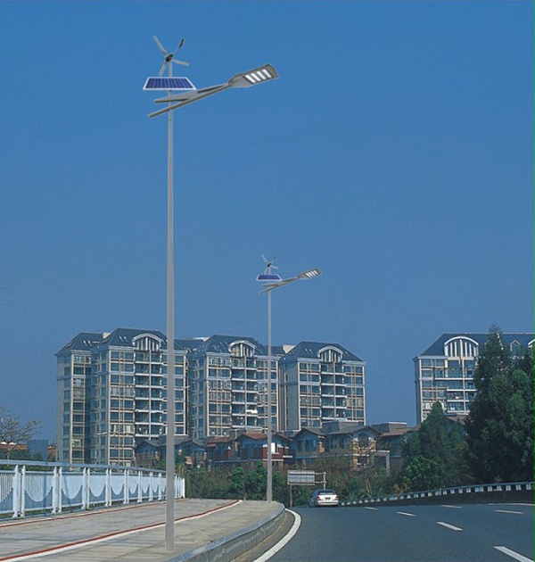 太阳能路灯 太阳能风光互补路灯 乐竞·体育官方网站太阳能路灯厂家