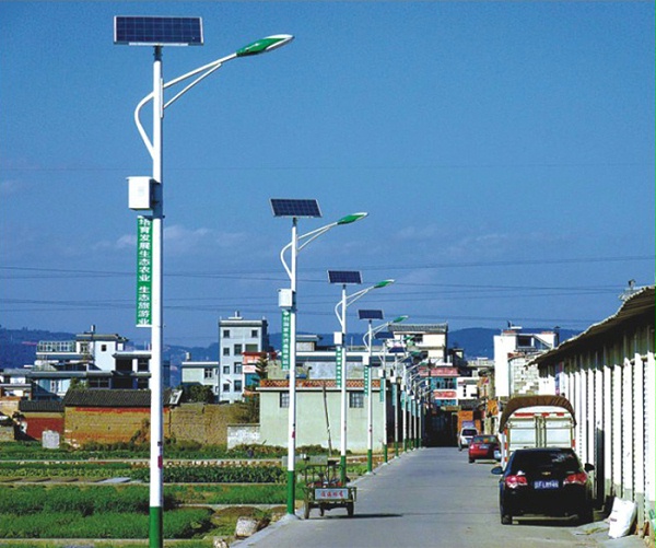 太阳能路灯 LED太阳能路灯 乐竞·体育官方网站太阳能路灯厂家