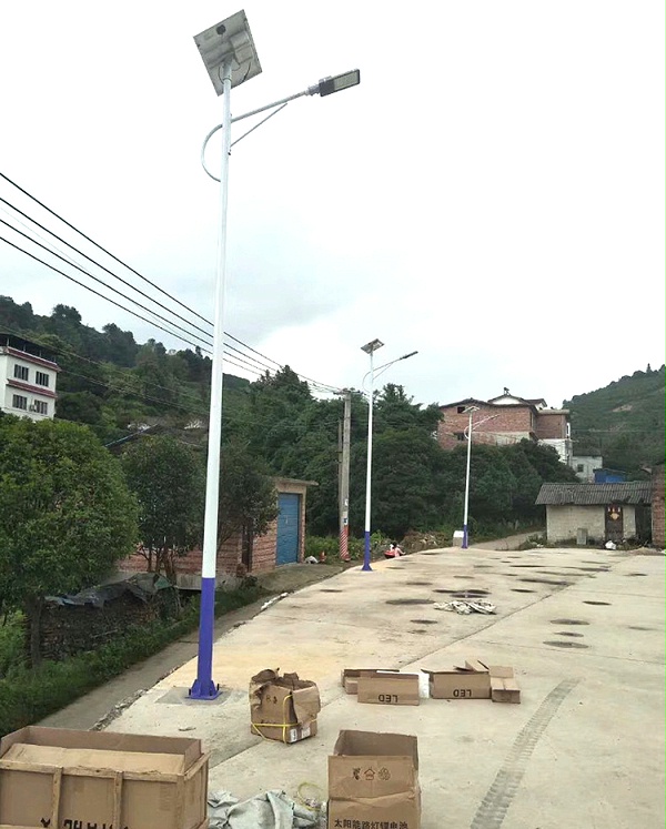 四川太阳能路灯_乐竞·体育官方网站太阳能路灯_太阳能路灯厂家