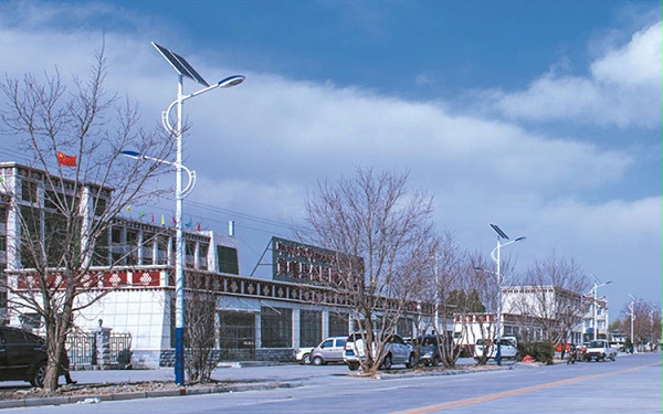 led太阳能路灯_乐竞·体育官方网站太阳能路灯_太阳能路灯厂家