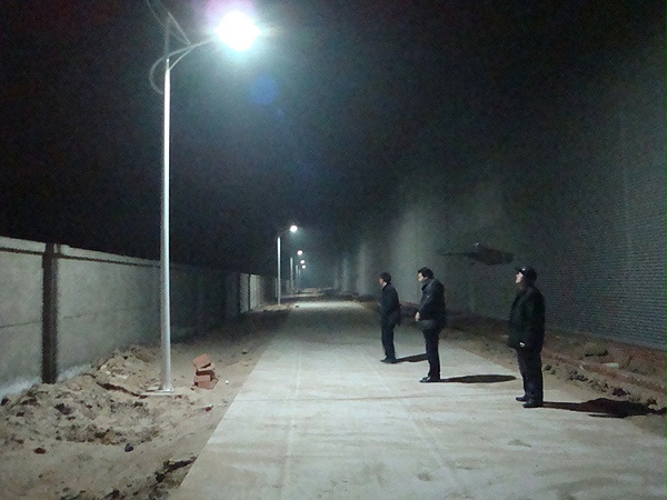LED太阳能路灯_新农村太阳能路灯_乐竞·体育官方网站太阳能生产厂家