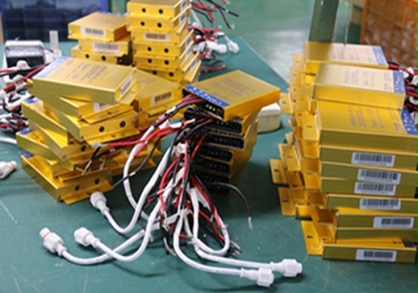 乐竞·体育官方网站太阳能控制器 乐竞·体育官方网站太阳能路灯生产厂家