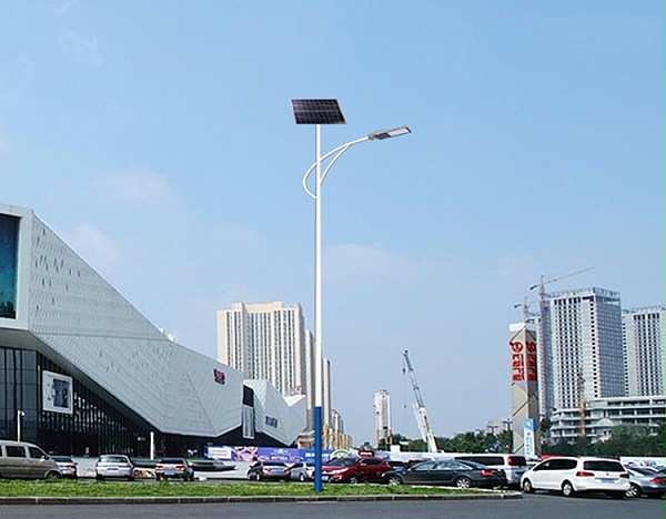 太阳能路灯_广场太阳能路灯_乐竞·体育官方网站太阳能路灯