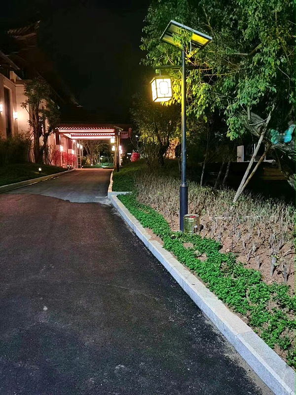 中东太阳能庭院灯_乐竞·体育官方网站太阳能庭院灯_太阳能庭院灯厂家