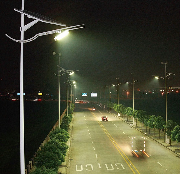 太阳能灯 太阳能路灯 乐竞·体育官方网站太阳能路灯