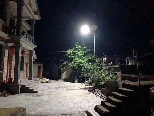 广东太阳能路灯_新农村太阳能路灯_乐竞·体育官方网站太阳能路灯厂家