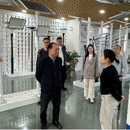 携手共进   ，点亮未来 —— 四川客户与乐竞·体育官方网站太阳能公司合作新篇章