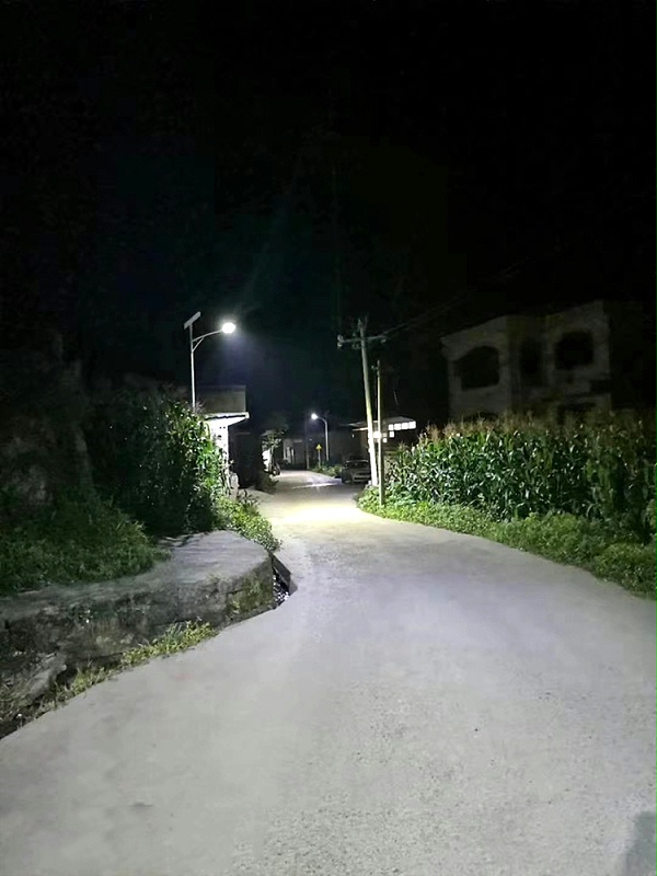 肇庆太阳能路灯_太阳能路灯价格_乐竞·体育官方网站工程太阳能路灯