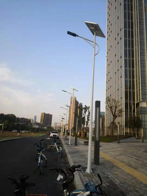 江西太阳能路灯 太阳能路灯定制 乐竞·体育官方网站太阳能灯饰有限公司